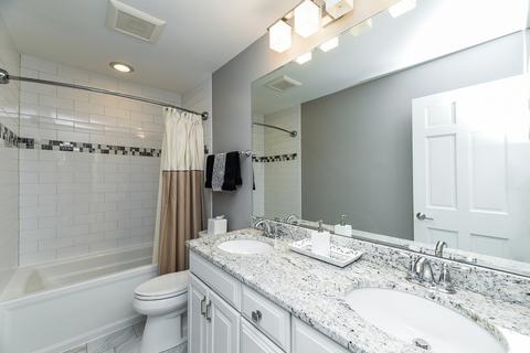 6340 Tremont St, Willowbrook, IL 60527 photo 28