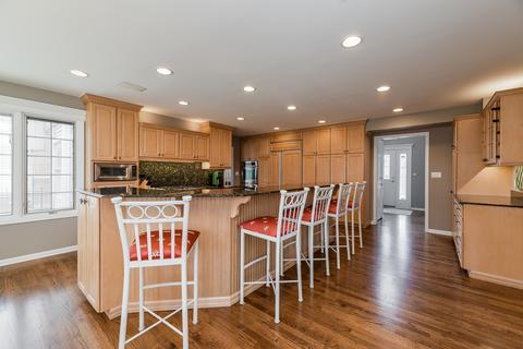 6340 Tremont St, Willowbrook, IL 60527 photo 12