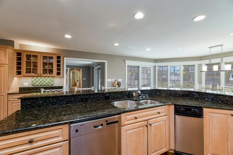 6340 Tremont St, Willowbrook, IL 60527 photo 10