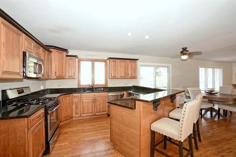 1707 Ada Ct, Naperville, IL 60540 photo 10