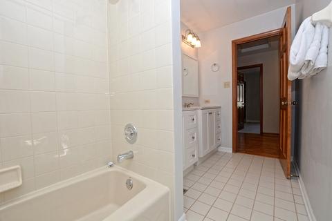1707 Ada Ct, Naperville, IL 60540 photo 20