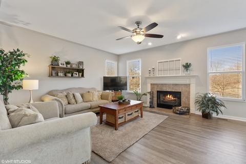 2022 Salem Rd, Elgin, IL 60123 photo 6
