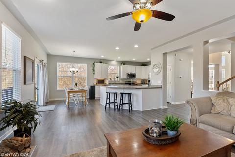 2022 Salem Rd, Elgin, IL 60123 photo 8