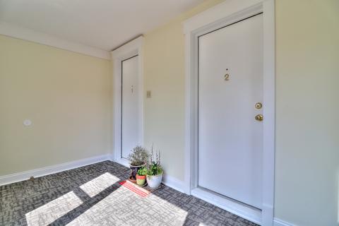 608 W Columbia Ave, Champaign, IL 61820 photo 2