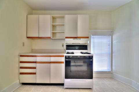 608 W Columbia Ave, Champaign, IL 61820 photo 6