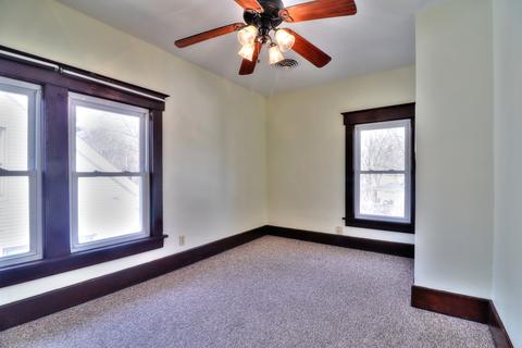 608 W Columbia Ave, Champaign, IL 61820 photo 9