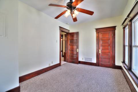 608 W Columbia Ave, Champaign, IL 61820 photo 10