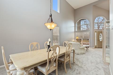 2240 Moser Ln, Algonquin, IL 60102 photo 4