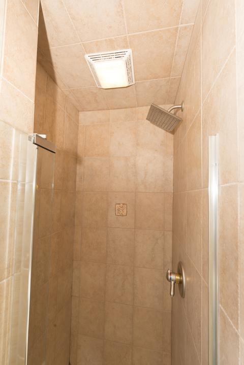 8 Windjammer Ct, Third Lake, IL 60030 photo 12