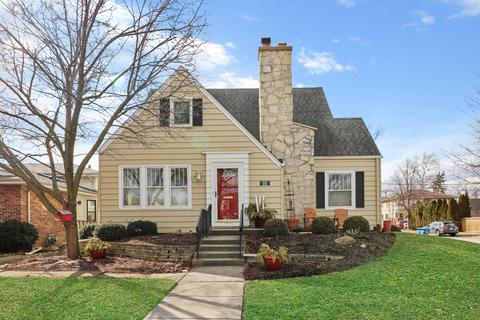 674 S Spring Rd, Elmhurst, IL 60126 photo 1