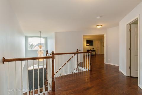 998 Reading St, Bartlett, IL 60103 photo 19