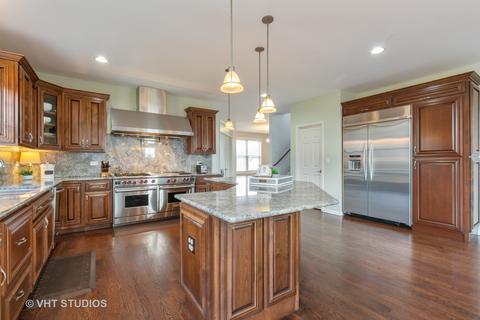 998 Reading St, Bartlett, IL 60103 photo 8