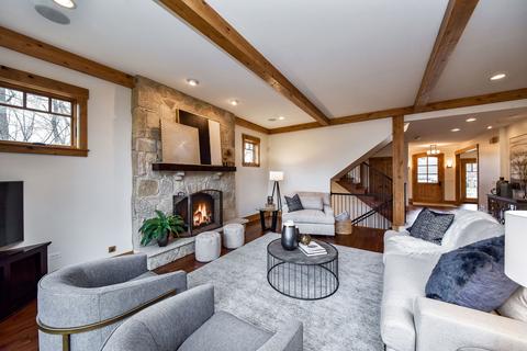 869 E Hillside Rd, Naperville, IL 60540 photo 8