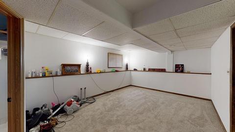 5016 Roberts Rd, Mchenry, IL 60051 photo 12