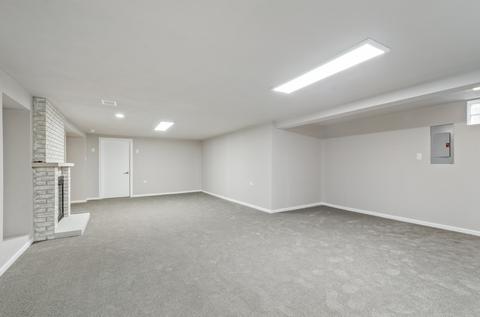 5253 W Devon Ave, Chicago, IL 60646 photo 21