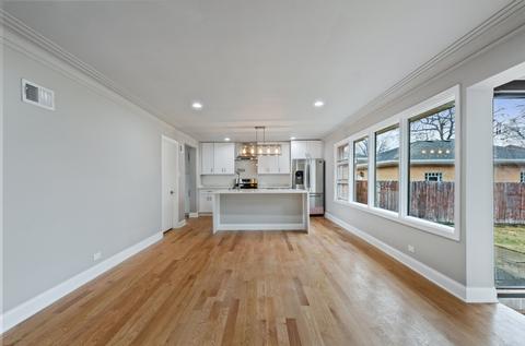 5253 W Devon Ave, Chicago, IL 60646 photo 6