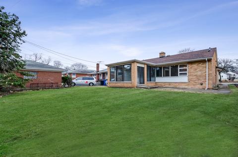 5253 W Devon Ave, Chicago, IL 60646 photo 31
