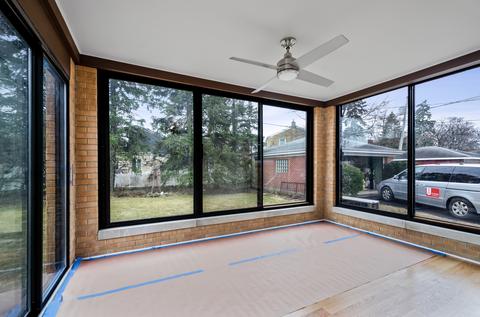 5253 W Devon Ave, Chicago, IL 60646 photo 17