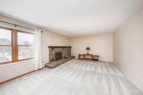 2335 Richmond Dr, Wheaton, IL 60189 photo 11
