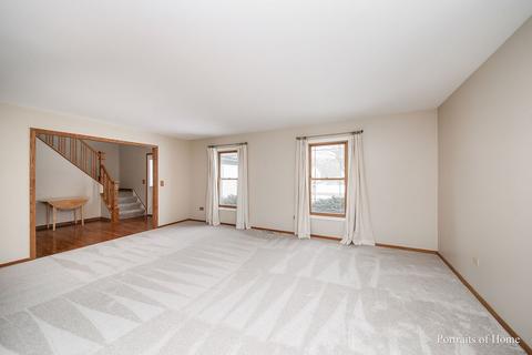 2335 Richmond Dr, Wheaton, IL 60189 photo 4
