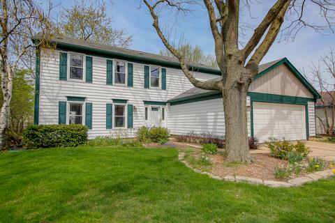 2335 Richmond Dr, Wheaton, IL 60189 photo 1