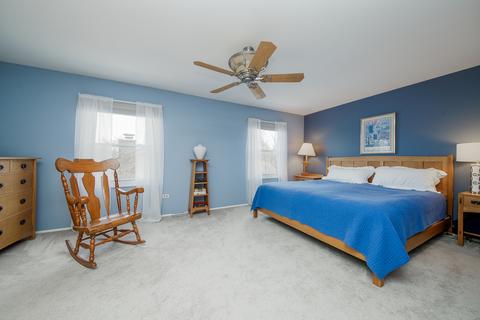 2335 Richmond Dr, Wheaton, IL 60189 photo 13