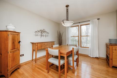 2335 Richmond Dr, Wheaton, IL 60189 photo 5