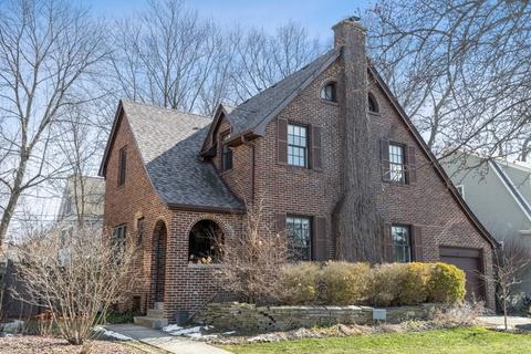 2227 Ewing Ave, Evanston, IL 60201 photo 1