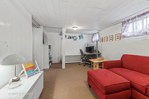 2227 Ewing Ave, Evanston, IL 60201 photo 18