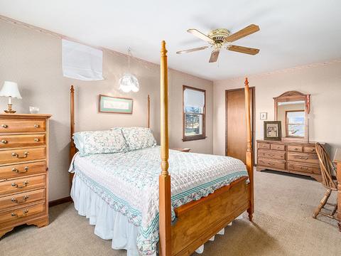 38 W451 Hopps Rd, Elgin, IL 60124 photo 21