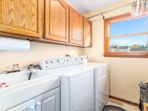 38 W451 Hopps Rd, Elgin, IL 60124 photo 15