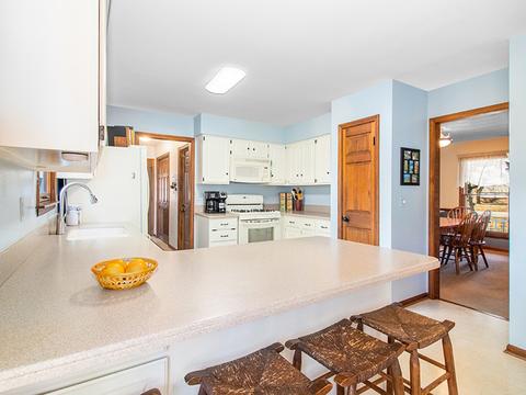 38 W451 Hopps Rd, Elgin, IL 60124 photo 10
