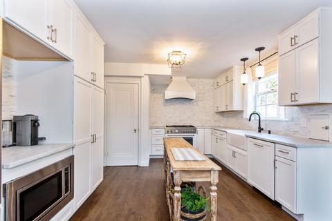 3241 Park Pl, Evanston, IL 60201 photo 5