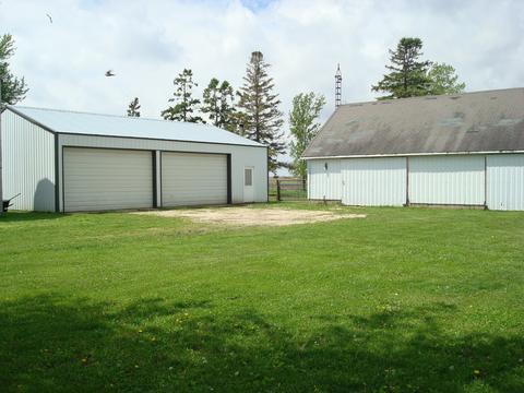 1069 S Malta Rd, Malta, IL 60150 photo 41