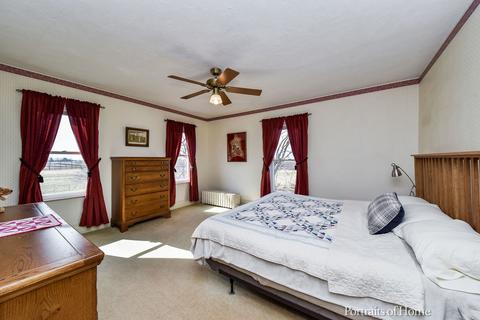 1069 S Malta Rd, Malta, IL 60150 photo 17