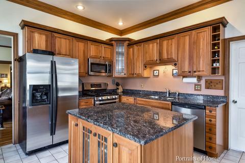1069 S Malta Rd, Malta, IL 60150 photo 3