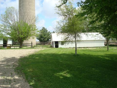 1069 S Malta Rd, Malta, IL 60150 photo 39
