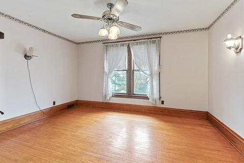 150 N Porter St, Elgin, IL 60120 photo 19