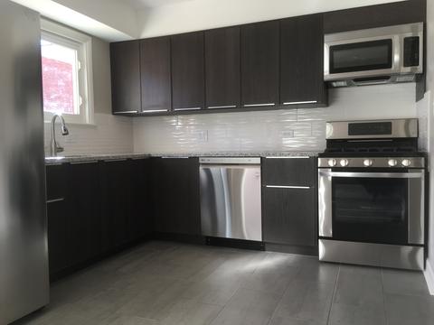 8846 Dee Rd, Des Plaines, IL 60016 photo 4