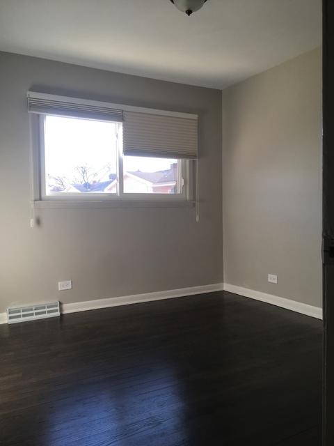 8846 Dee Rd, Des Plaines, IL 60016 photo 10