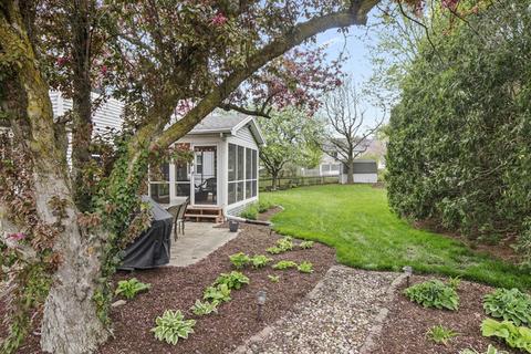 208 Collins Dr, Normal, IL 61761 photo 5