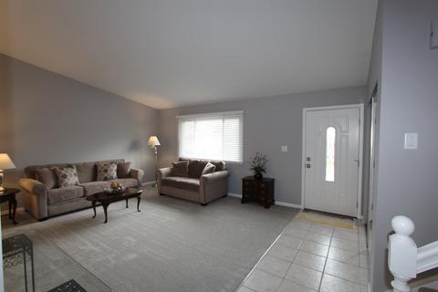 4530 Bicek Ct, Hoffman Estates, IL 60192 photo 5