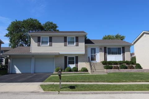 4530 Bicek Ct, Hoffman Estates, IL 60192 photo 1