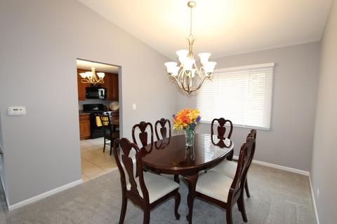 4530 Bicek Ct, Hoffman Estates, IL 60192 photo 7