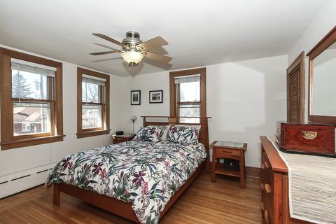321 N Worth Ave, Elgin, IL 60123 photo 16