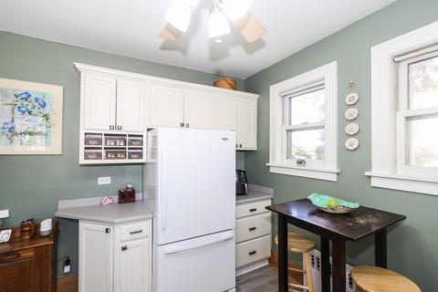 321 N Worth Ave, Elgin, IL 60123 photo 11