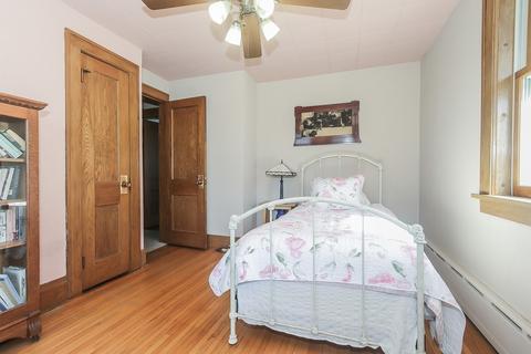 321 N Worth Ave, Elgin, IL 60123 photo 24