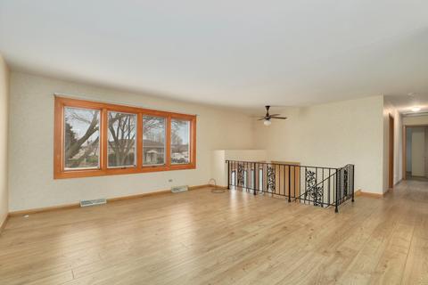 1118 E Irving Park Rd, Itasca, IL 60143 photo 5