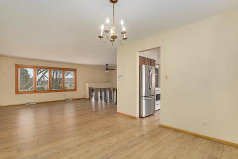 1118 E Irving Park Rd, Itasca, IL 60143 photo 7