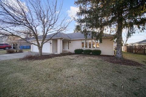 1480 Wayne Dr, Crete, IL 60417 photo 1